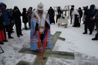 В праздник Крещения Господня митрополит Артемий совершил Великое освящение воды на реке Уссури