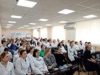 Студентам-медикам представили программу «Младшая сестра милосердия»