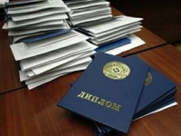 На вручении дипломов в судостроительном колледже освящена икона святителя Луки