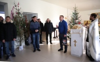 Хабаровские хоккеисты посетили центр помощи бездомным людям
