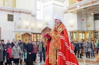 В понедельник Светлой седмицы в Хабаровскую епархию принесён Благодатный огонь