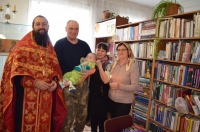 Миссия в Аяне: Литургия без клироса, Крещение и духовные беседы