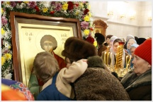 Прибытие в Хабаровск иконы с частицей мощей святого великомученика Пантелеимона (12 февраля 2009 года)