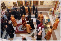 Богослужение в семинарском храме в день памяти святого апостола Иоанна Богослова ( 20 мая 2009 года )