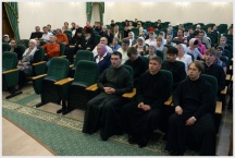 Первый выпуск богословских курсов в Хабаровской семинарии( 10 июня 2009 года )