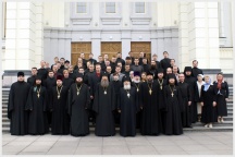Первый выпуск богословских курсов в Хабаровской семинарии( 10 июня 2009 года )